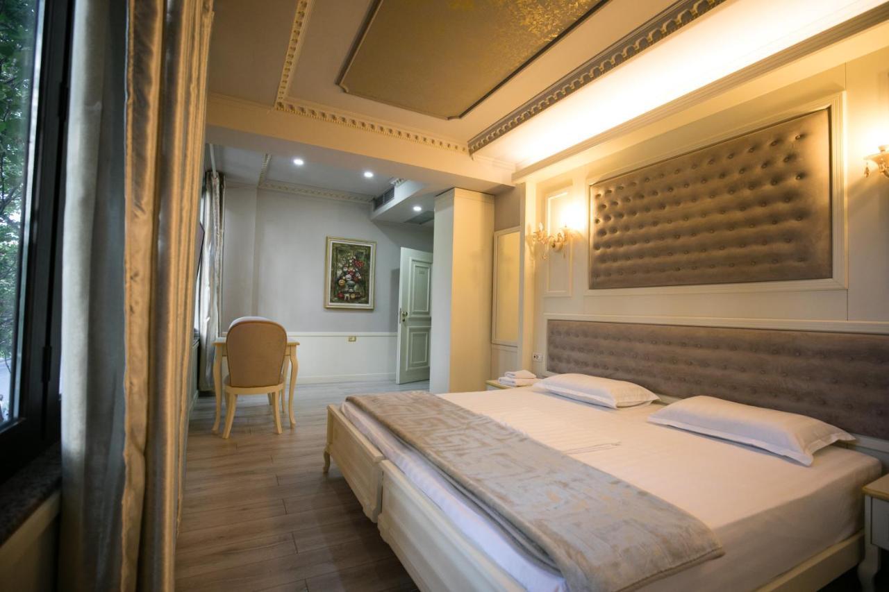 Hotel Lotus Тирана Экстерьер фото